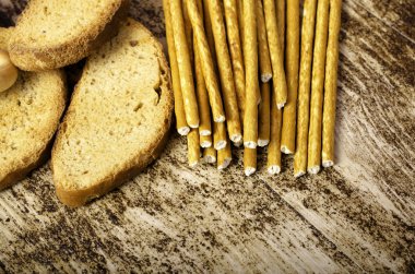 Peksimet ve tatlı yatay olarak sopa 