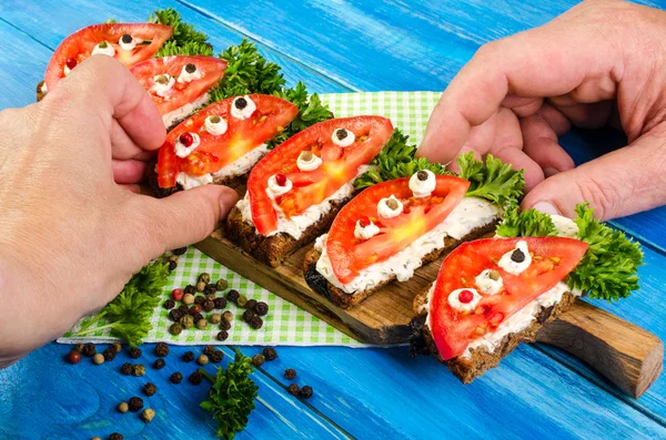 토마토와 허브 채식 샌드위치. — 스톡 사진