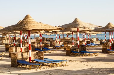 Sabahın erken saatlerinde Hurghada'da Beach.