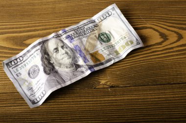 Buruşuk bill 100 $ yakın çekim.