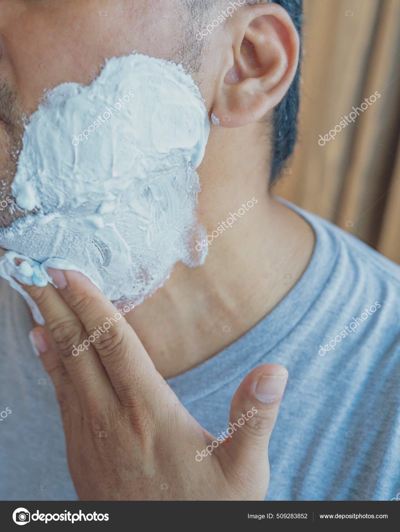 Applying Shaving Cream Face Asian Man Stock Photo by ©ellinnur 509283852