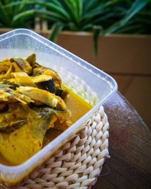 Nehir Balığı Pangasius Sutchi, Malezya Geleneksel Gıda 'Ikan Patin Tempoyak'.