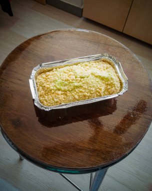 Tereyağlı pandan yeşili kek..