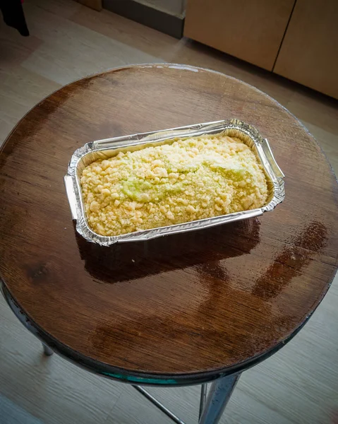 Tereyağlı pandan yeşili kek..