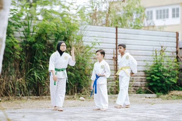 Bangi Malaysia Augusti 2019 Skolelever Går Karatekurs För Fritidsaktiviteter — Stockfoto