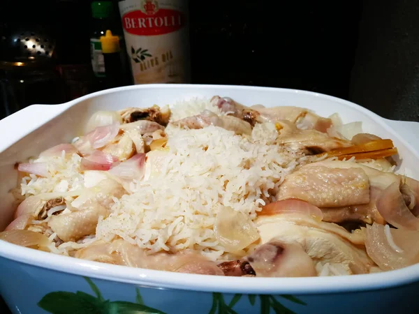 Hainanese Chicken Rice Pot — стокове фото