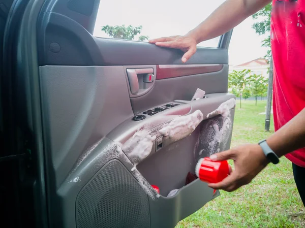 Lavaggio Secco Interno Dell Auto Con Schiuma Speciale Concetto Cura — Foto Stock