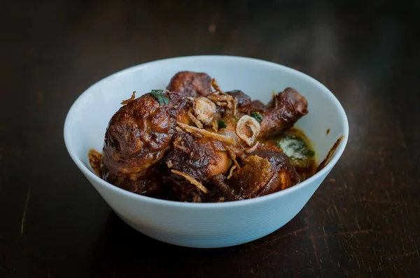 Maleisische Schotel Van Ayam Masak Kicap Gefrituurde Kip Zwarte Soja — Stockfoto