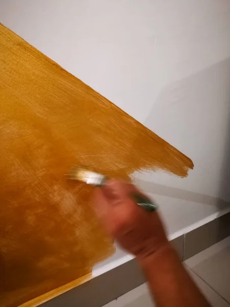 금으로 페인트 새로운 유행하는 — 스톡 사진