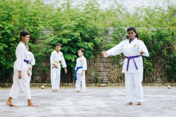 Bangi Malaysia Augusti 2019 Skolelever Går Karatekurs För Fritidsaktiviteter — Stockfoto