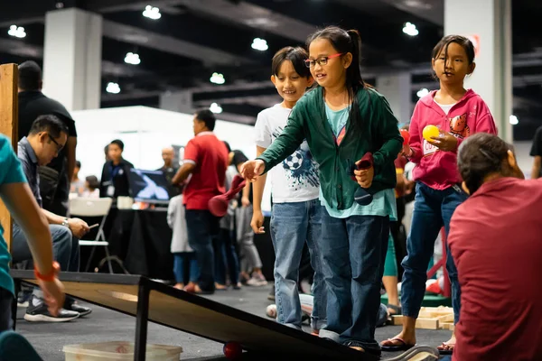 Kuala Lumpur, Malezya - 14 Eylül 2019: Malezya Uluslararası Ticaret ve Sergi Merkezi 'ndeki Malezya Dijital Fuarı' nda (Mitec).