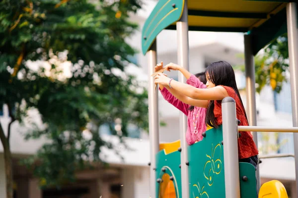 Asijské Děti Hřišti Hrát Těšit Šťastný Vzrušující Koncept — Stock fotografie