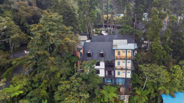 Cameron Highlands, Malezya 'da endüstriyel boş mimari daire.