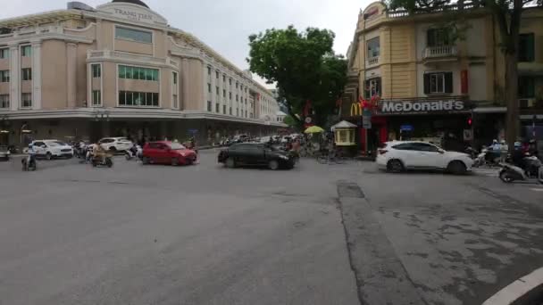 Traffic Intersection Hanoi Vietnam Time Lapse — Vídeo de stock