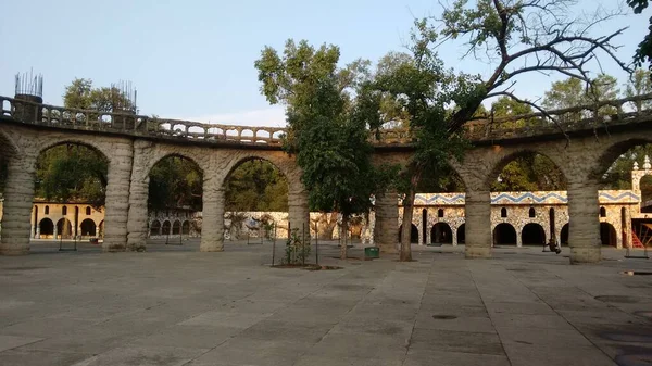 Arte Piedra Pilar Piedra Una Estructura Jardín Roca India —  Fotos de Stock