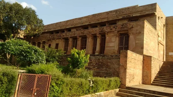 Old Ancient Stone Monument Nice Staircase Strong Pillars India — Stock Photo, Image