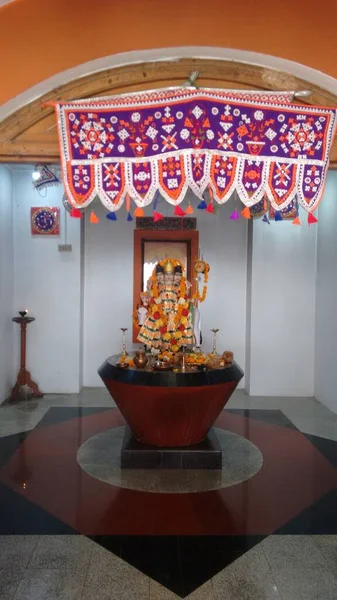 Индуистский Храм Бога Украшением Дизайном Мраморном Полу Индии — стоковое фото