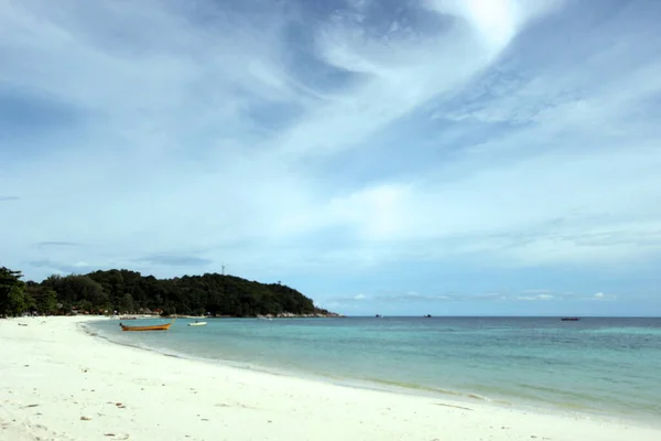 青い海と空 — ストック写真