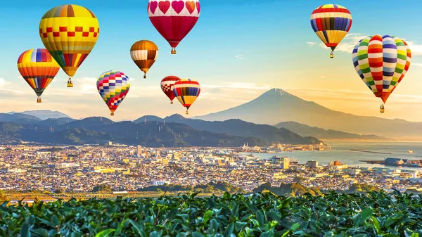 Krajobraz Fuji Mountain Świeże Pole Zielonej Herbaty Kolorowym Balonem Gorące — Zdjęcie stockowe