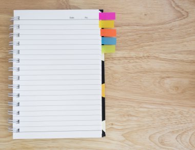 Defter ve yapışkan not 1