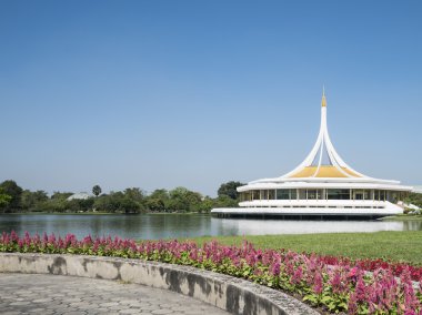 Suanluang Rama IX 8