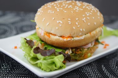 Yengeç ve Alga Burger