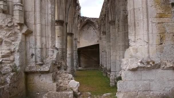 Un vieux bâtiment en pierre — Video