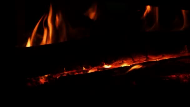 Una foto sfocata di un incendio — Video Stock