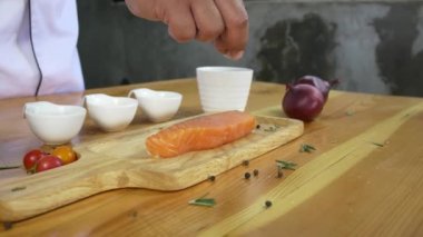 Tahta kesme tahtası.