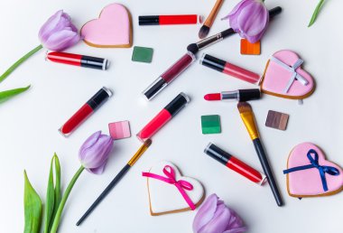 Lale, kurabiye ve kozmetik