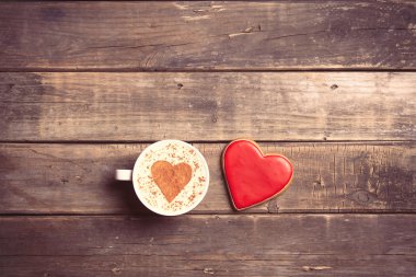 fincan kahve ve kurabiye