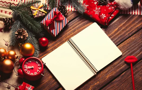 defter, saat ve kalem