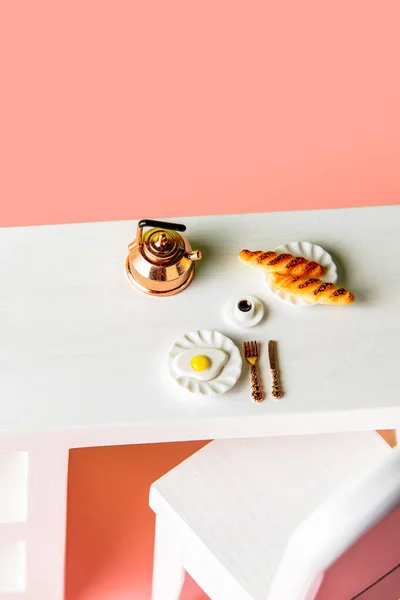 Bun Eggs Cup Coffee Table — Stock Photo, Image