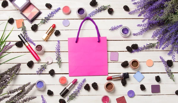 Pink bag and cosmetics — Stock Photo, Image
