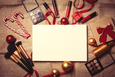 kozmetik ve Noel hediyeleri