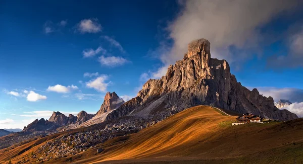 Доломітові Альпи-Італія — стокове фото