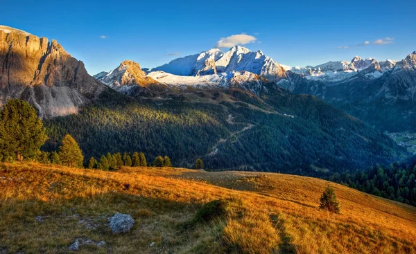 Massif Marmolada - Dolomites, İtalya