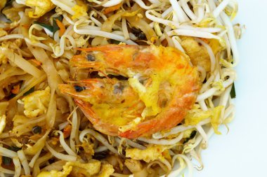 Pad Tay Koong Sod veya heyecan kızarmış Pirinç Noodle