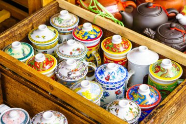 Birçok güzel çay ve çay tencere Çin Mahallesi Pazar Thaila
