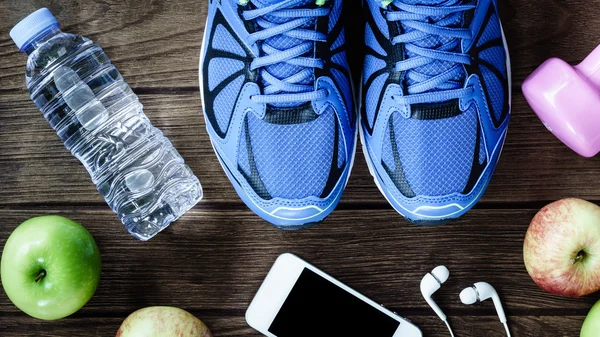 Fitness, healthy and active lifestyles Concept, Bottle of water, — Stock Photo, Image