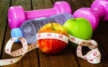 Sağlıklı beslenme, fitness ve kilo kaybı concept, mezura, bir