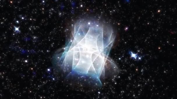 闪烁着白色蓝光的旋转能量云 4K抽象艺术的3D渲染 身份不明的白色蓝色辉光神秘物体在银河系背景的黑暗天空中旋转 — 图库视频影像