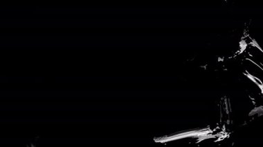 Soyut Siyah 'tan Beyaz Grunge Akışkan Geçiş Arkaplanı' na. Görüntü efektleri Görüntü Mürekkebi Türbülans boyama lekesi yayılıyor. Görüntü düzenleme için geçiş örtüsü, alfa mat efekti.