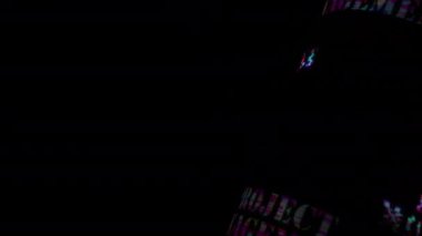 PROJECT MANAGEMENT renkli metin efekti 3 boyutlu tüp döndürme animasyon döngüsü yanıp sönen ışık. Giriş için 4K 3D kusursuz döngü PROJECT MANAGEMENT kinetik silindir hata efekti unsuru, başlık afiş nüktesi