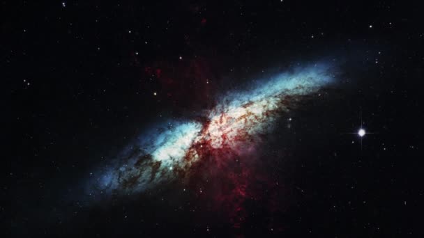 탐사는 폭발하는 메시에 구름으로 의작고 폭발하는 M82 Furshed Nasa Image — 비디오