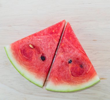 İki parça karpuz dilimi Üstten Görünüm