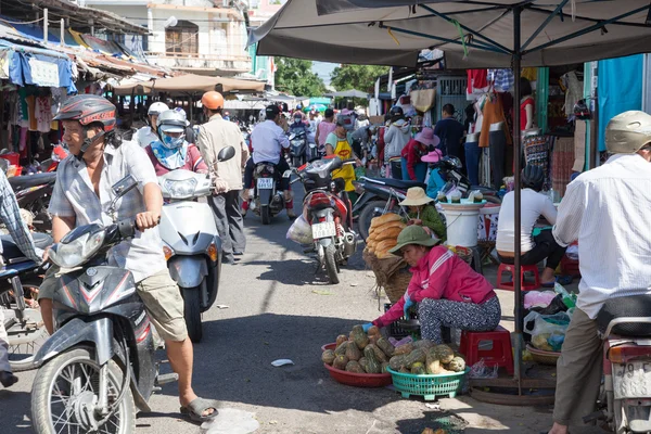 Drukke markt straat — Stockfoto