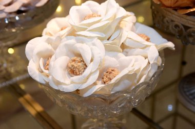 Parti dekorasyonu için ev yapımı şeker.