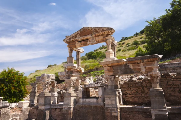 Fuente de Trajano, ciudad antigua de Éfeso, Selcuk, Turquía — Foto de Stock