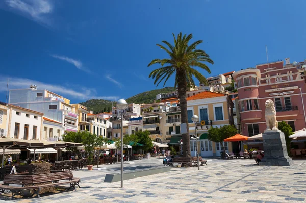 Praça Pitágoras na cidade de Samos. Grécia — Fotografia de Stock